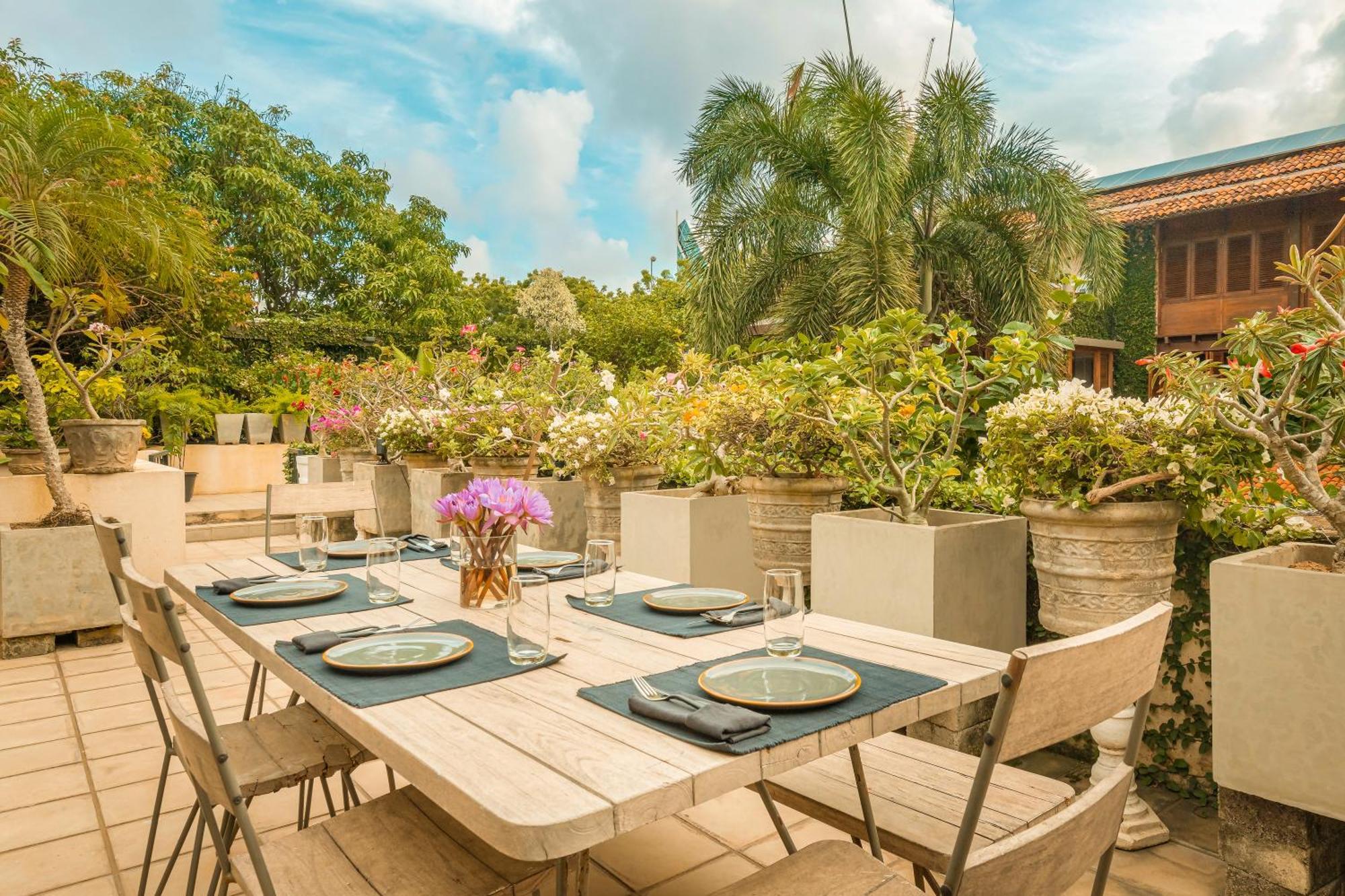 Ishq Colombo Bed and Breakfast Buitenkant foto